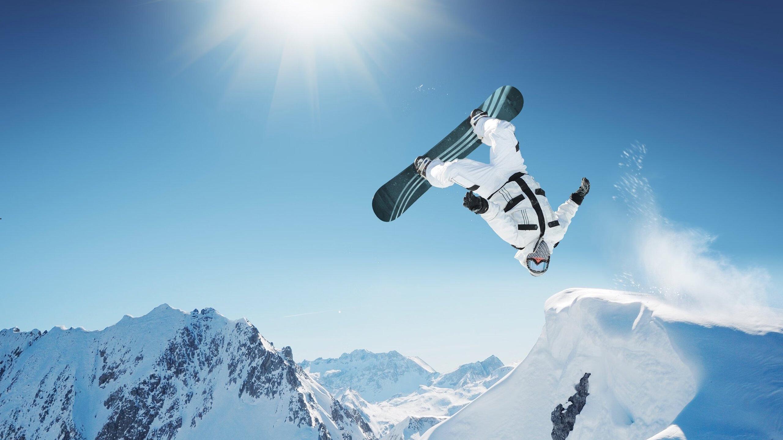 当哨声响起，安东尼-泰勒谈网络暴力与裁判的孤独坚守